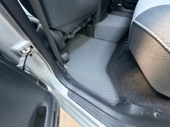 ЕВА коврики для SUZUKI GRAND VITARA I (5 дверей) комплект в салон, 5 шт